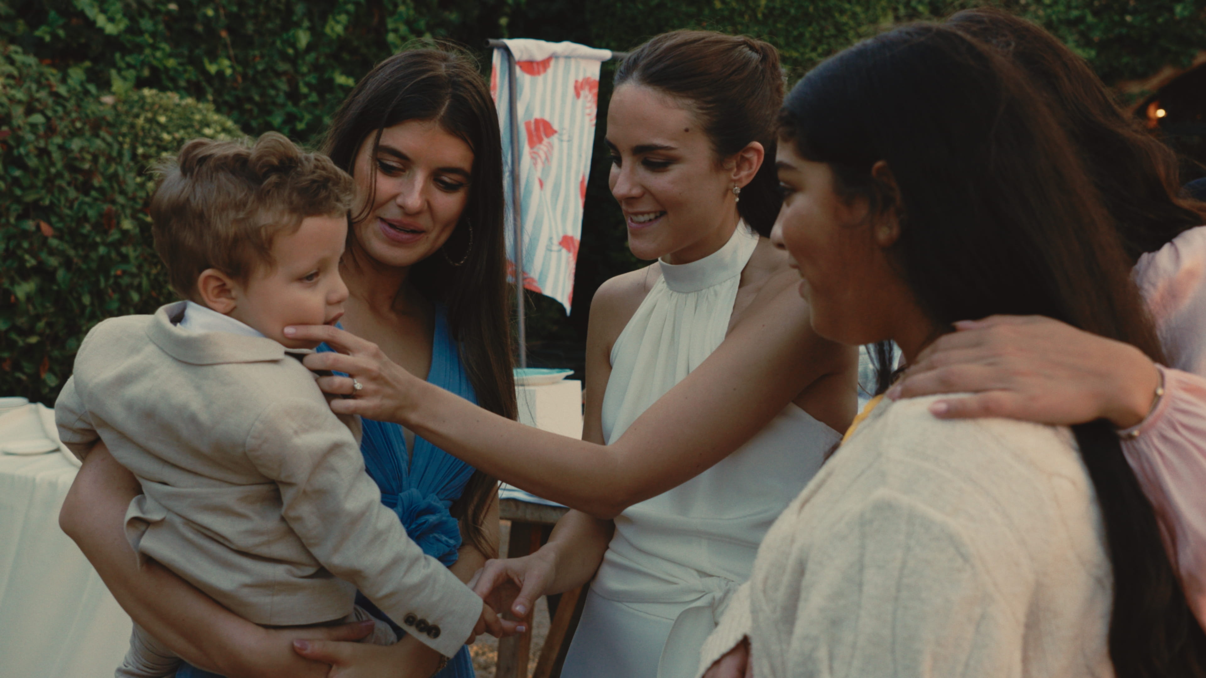 ESTEFI & SEIF frame 12